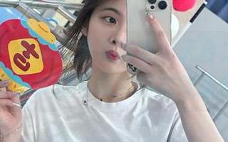 推女神 – 佟蔓高清写真集：天台之上，记录下梦幻与现实的完美结合