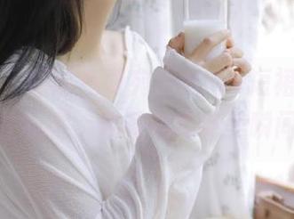 推女神 – 限时免费宛恩miyu短裙图包，抓住机会，收藏她的绝美瞬间！