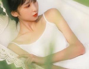 推女神 – 私拍特辑：岑苑之barbiebaby白丝作品，带你领略无与伦比的美感