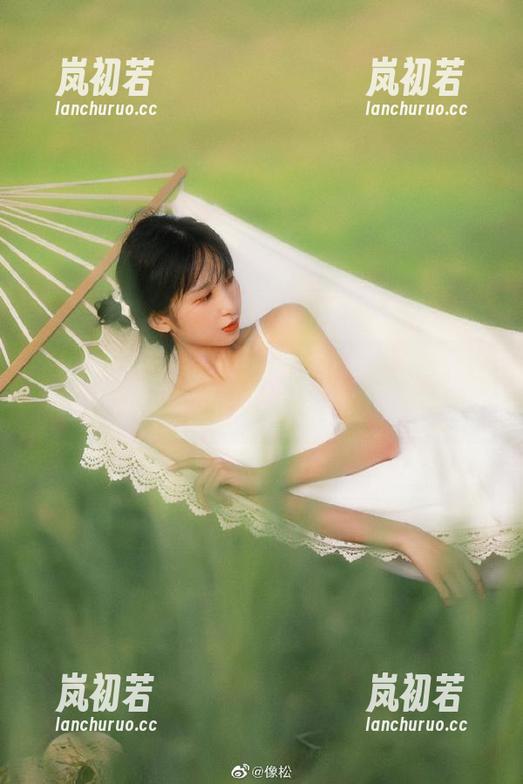 推女神-岑苑之barbiebaby 推女神 - 私拍特辑:岑苑之barbiebaby白丝作品,带你领略无与伦比的美感