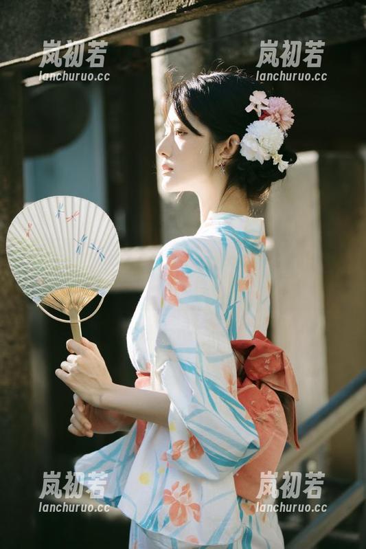 推女神-施忆佳Kitty酱 推女神 - 圣诞奇迹在此:施忆佳Kitty酱精选作品集,编织节日的温暖与希望