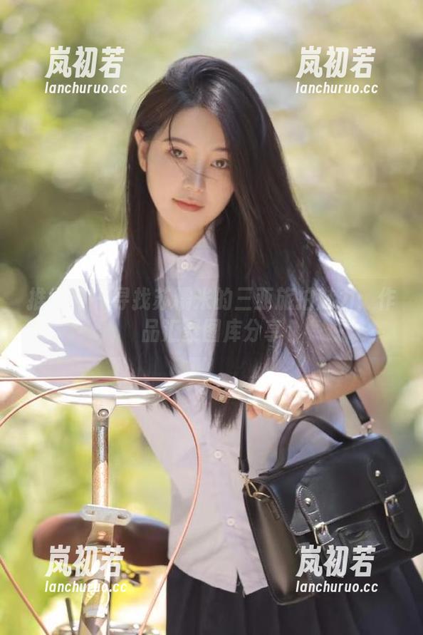 推女神-苏糯米 推女神 - 寻找苏糯米的三亚旅拍魅力:作品汇聚图库分享