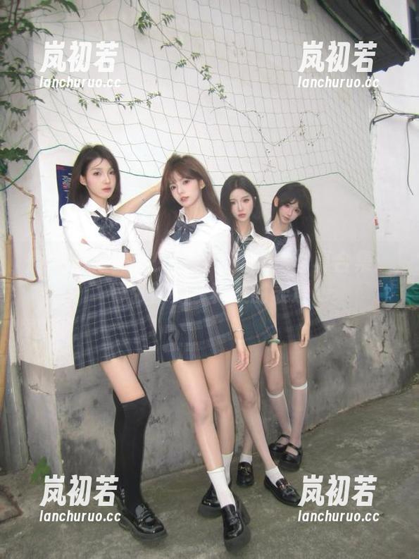 微密圈 - 提袜少女的学姐私房写真合集：每张都是一种美的表达