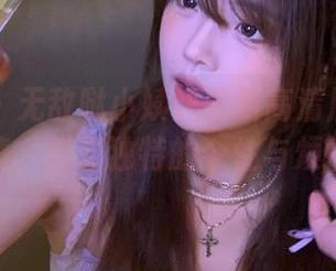 微密圈 – 无敌哒小姨妈最新高清居家写真集，彰显独特的个性与烦恼