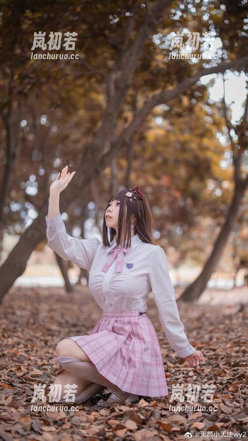 无颜小天使wy 邻家的老婆写真大公开,无颜小天使wy带你领略清新自然的下载体验!