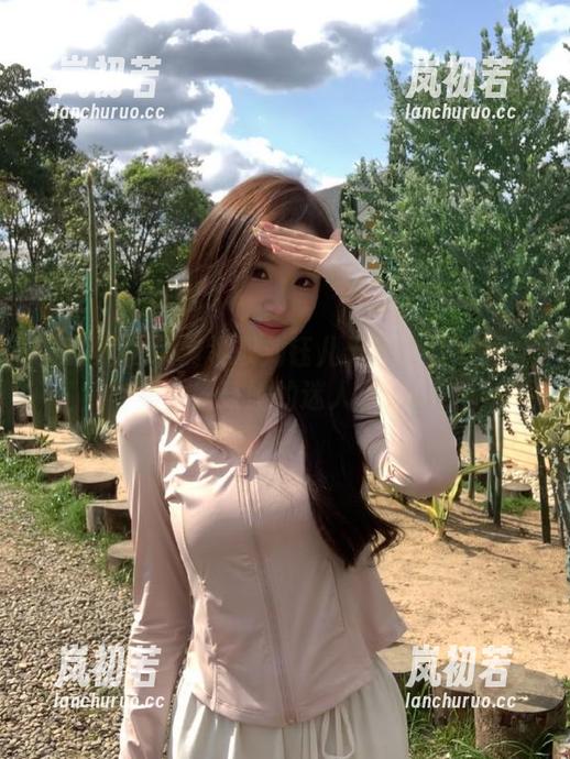 星颜社-刘钰儿 星颜社 - 免费领取刘钰儿天使主题写真合集,感受她的迷人魅力!