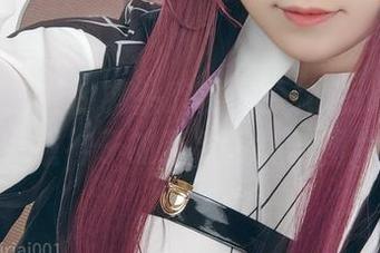 透过朝雾爱的镜头欣赏：原神YaeMiko八重神子的精致写真与图片