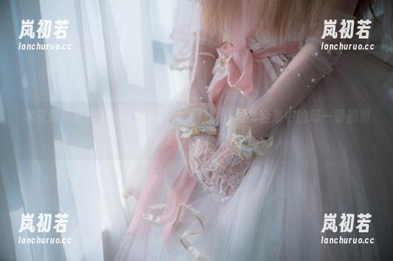 木花琳琳是勇者 木花琳琳是勇者闪耀登场,大小姐女仆写真合集中的每一幕都如诗般美丽又动人