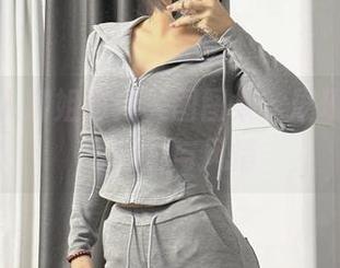 杏子夫人御姐写真美图图集，展现她的多面魅力与风情