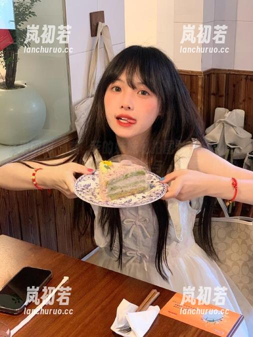 果团网-龚玥菲 果团网 - 龚玥菲的妹妹私拍图片大赏:让你体会什么叫‘高颜值’与‘搞笑’的完美结合!