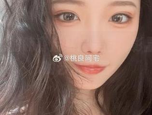 桃良阿宅的晚餐后私房美图，彰显生活中的艺术气息