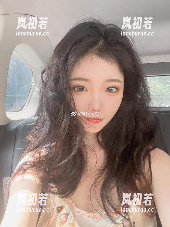 桃良阿宅 桃良阿宅的晚餐后私房美图,彰显生活中的艺术气息