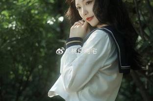 这是什么操作？桃良阿宅的灰丝写真，原图都让我瞠目结舌了！