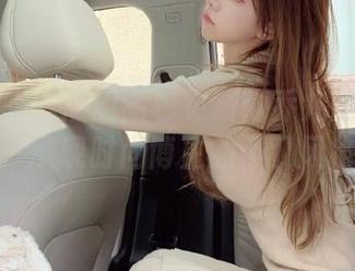 梦丝女神 – 潮流图包更新：乔儿的高跟魅力，展现时尚博主的不凡风格！