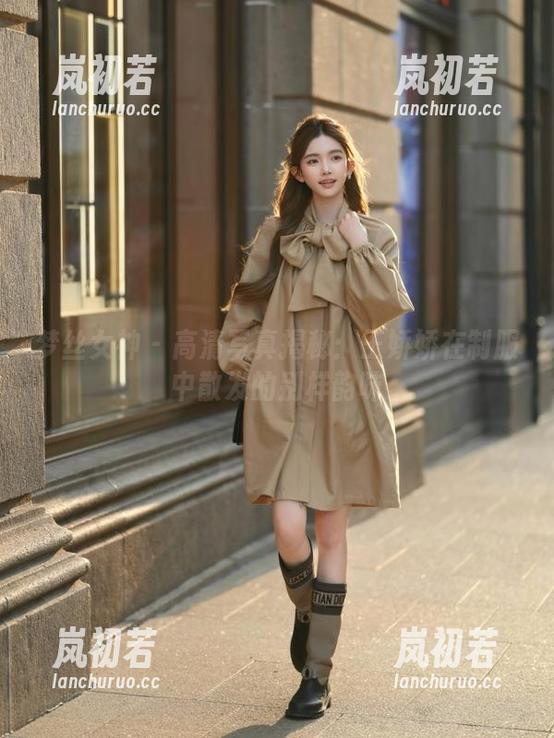 梦丝女神 - 高清写真揭秘：王娇娇在制服中散发的别样韵味