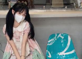 森萝财团 – 小奶糕Milky空姐写真作品图集：飘逸的裙摆摇曳在蓝天白云中