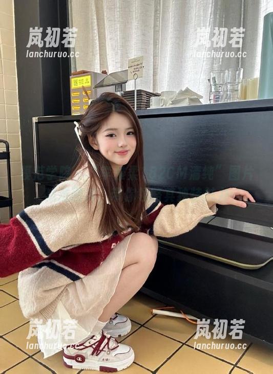 模范学院-李雅柔182CM 模范学院 - “李雅柔182CM清纯”图片精选图库,带你领略其独特魅力
