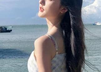 模范学院 – 韩好甜的浴室写真作品图集，展现清新甜美的独特风格