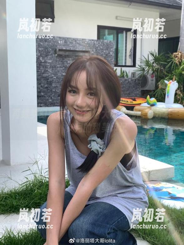 洛丽塔大哥 再续梦幻旅程:洛丽塔大哥清纯图包分享,岁月的甜美印记