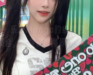 爱蜜社 – 乐乐Mango豹纹图包：精选作品集合，让你在时尚界大展拳脚！