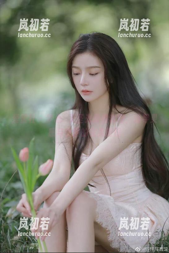 爱蜜社-梦心玥 爱蜜社 - 梦心玥无圣光瑜伽套图,追寻灵感与宁静的完美旅程