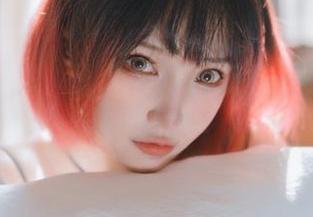 狐洛洛子双人图集，尽览无圣光的浪漫瞬间与深情对视