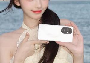 猫萌榜 – 王婉悠Queen黑白写真套图：以影像讲述故事，感受情感的真实与力量