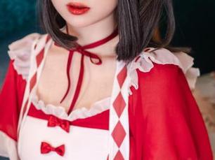 皮皮奶可可爱了啦海边高清图册，竟然能让我的心也跟着海浪起伏，真是受不了！