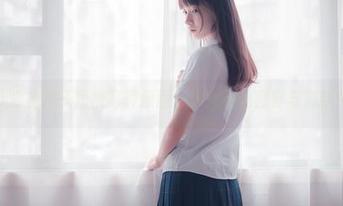 免费欣赏祖木子短裤写真原图，体验视觉盛宴与清新气息！