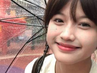 秀人网 – 时尚摄影的典范：laura阿姣模特合集精彩更新，尽情体验视觉享受