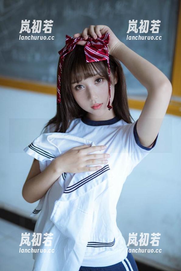 秀人网-任莹樱 秀人网 - 性感兔女郎任莹樱的无圣光原图,细致展现她的每一个迷人细节