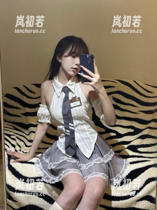 秀人网-叶籽亿 秀人网 - 看完叶籽亿妹妹的图集,你会发现她的美丽没有极限,简直让人叹为观止!