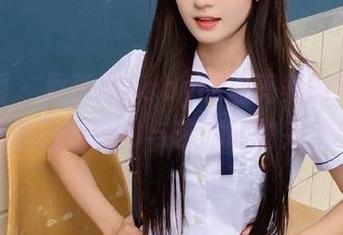 秀人网 – 周慕汐baby的油亮美图再次更新，尽享独特魅力与艺术感的完美交融！
