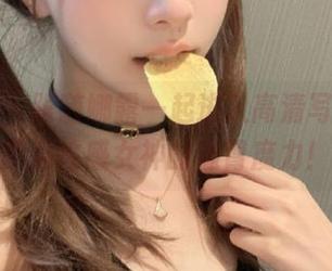 秀人网 – 跟随娜露一起进入高清写真集，感受性感女神的翘臀魔力！