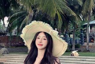 秀人网 – 耶利亚少女写真：原图完美记录青春的每一个绚烂瞬间！