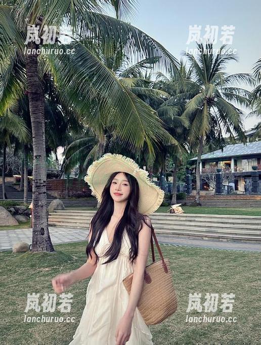 秀人网 - 耶利亚少女写真：原图完美记录青春的每一个绚烂瞬间！