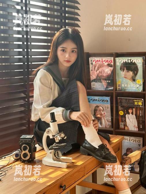 秀人网 - 惊艳！董林越少女图册，全方位展现她的个性与魅力，快来围观！
