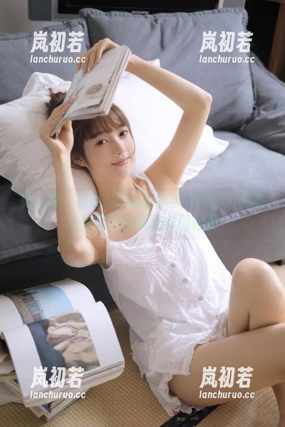 秀人网-诺诺Nono 秀人网 - 诺诺Nono的水手服艺术:无圣光映衬下的极致美图诠释