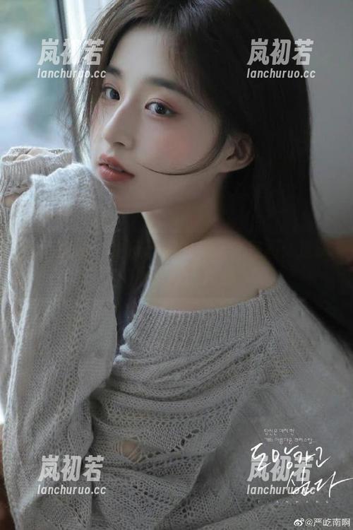 稚乖画册 - 生煎团团的无圣光美图：透明中展现真实自我