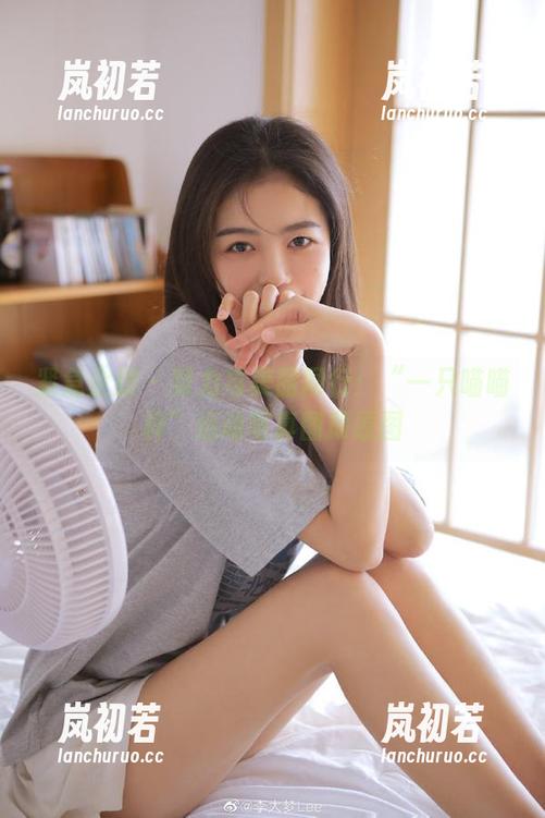 紧急企划-一只喵喵梓 紧急企划 - 努力与美丽同行:“一只喵喵梓”运动写真图册原图
