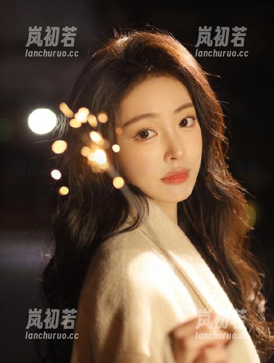 紧急企划-小恩 紧急企划 - 小恩黑丝JK作品集揭晓,免费下载记录独特气质与风采的瞬间