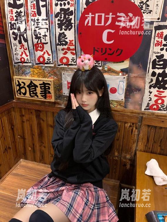 美媛馆-Manuela玛鲁娜 美媛馆 - Manuela玛鲁娜夏天写真精选:一场清新避暑的视觉盛宴作品集