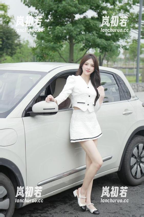 美媛馆-唐琪儿 美媛馆 - 精彩不容错过!唐琪儿最新美图与蒙面蕾丝的完美碰撞