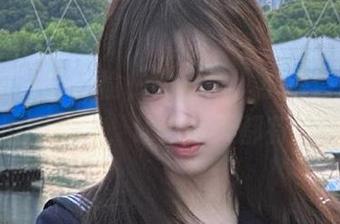 美媛馆 – 轻松愉快的日常，小海臀rena的原图分享，让你每天都有好心情