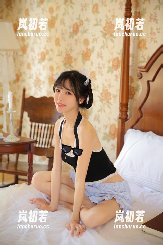 美媛馆-悠悠酱yoyoyo 美媛馆 - 高清尤物悠悠酱yoyoyo,第二套浴室写真等你免费下载,快来收藏!