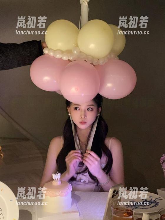 美媛馆-潘娇娇 美媛馆 - 透明的心声:潘娇娇图集资源重现她的艺术灵魂