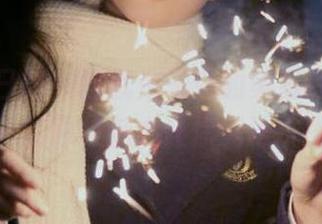 舞蹈生日记 – 这就是子琳的美脚原图，分享她的独特魅力让你无法抗拒！