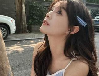 花漾show – 惊艳的视觉体验：夏沫沫tifa最新更新的女孩写真作品，带你探索不一样的青春