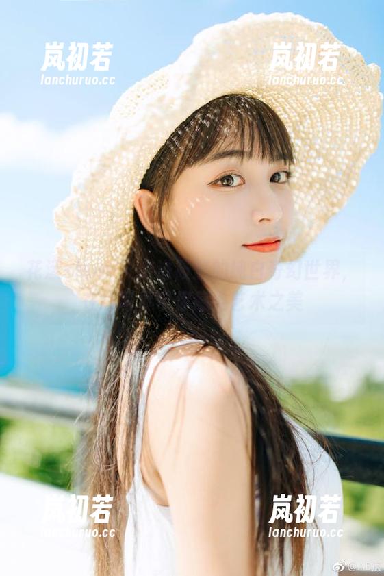 花漾show-筱慧 花漾show - 走进筱慧的纯白奇幻世界,在线写真带你感受艺术之美