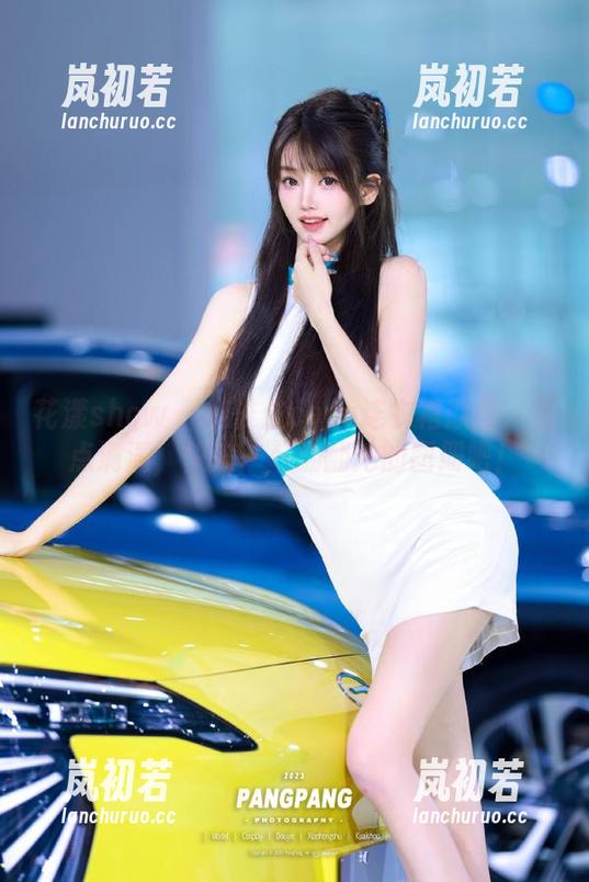 花漾show-赵惟依coco 花漾show - 赵惟依coco连衣裙原图:笑点满满,快来一起翻翻她的图册吧!